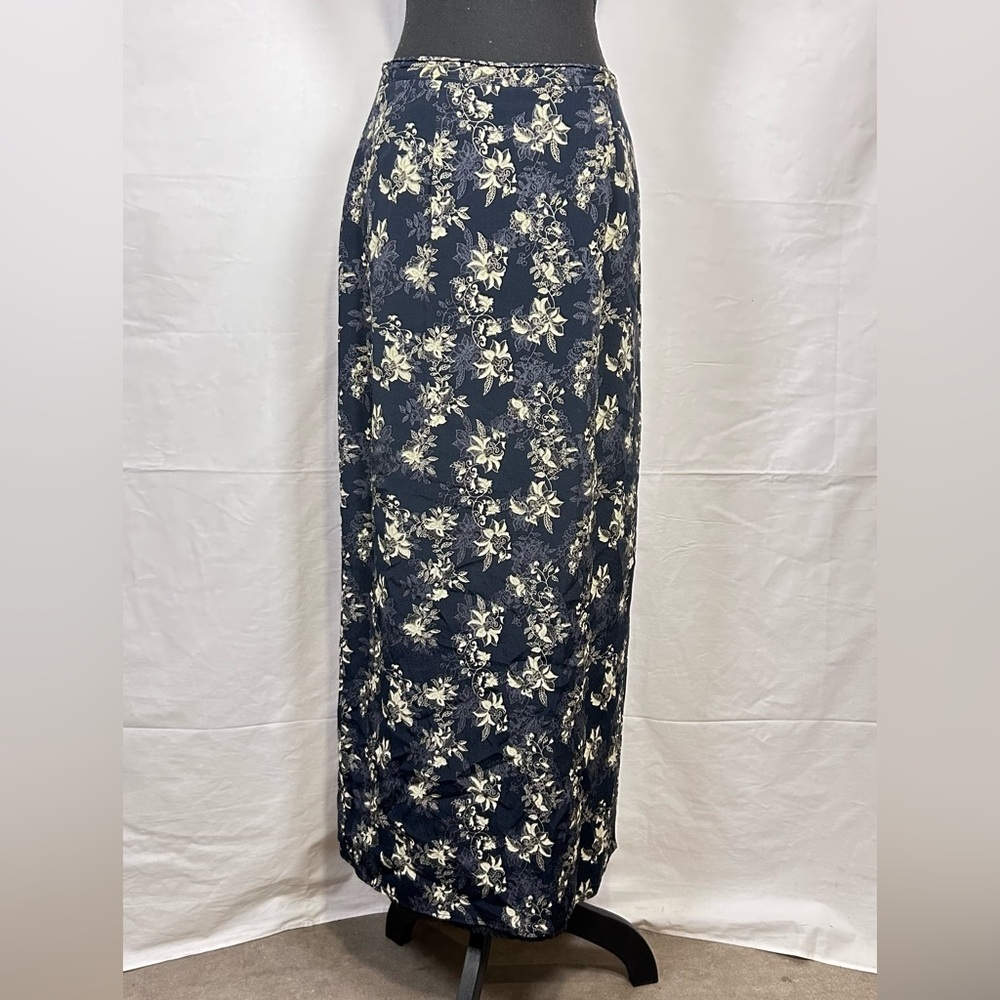 Hunt Club Navy and Cream Floral Maxi Skirt